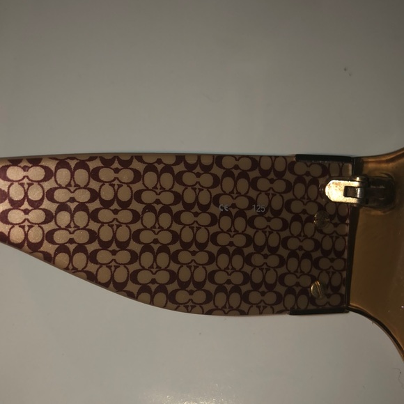 Coach sunglasses w/case - Picture 5 of 5